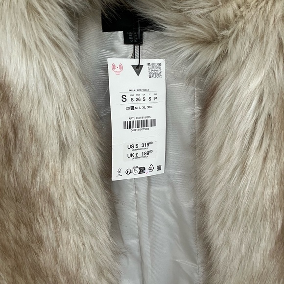 Zara FAUX FUR COAT WITH PADDED SHOULDERS - Picture 7 of 8